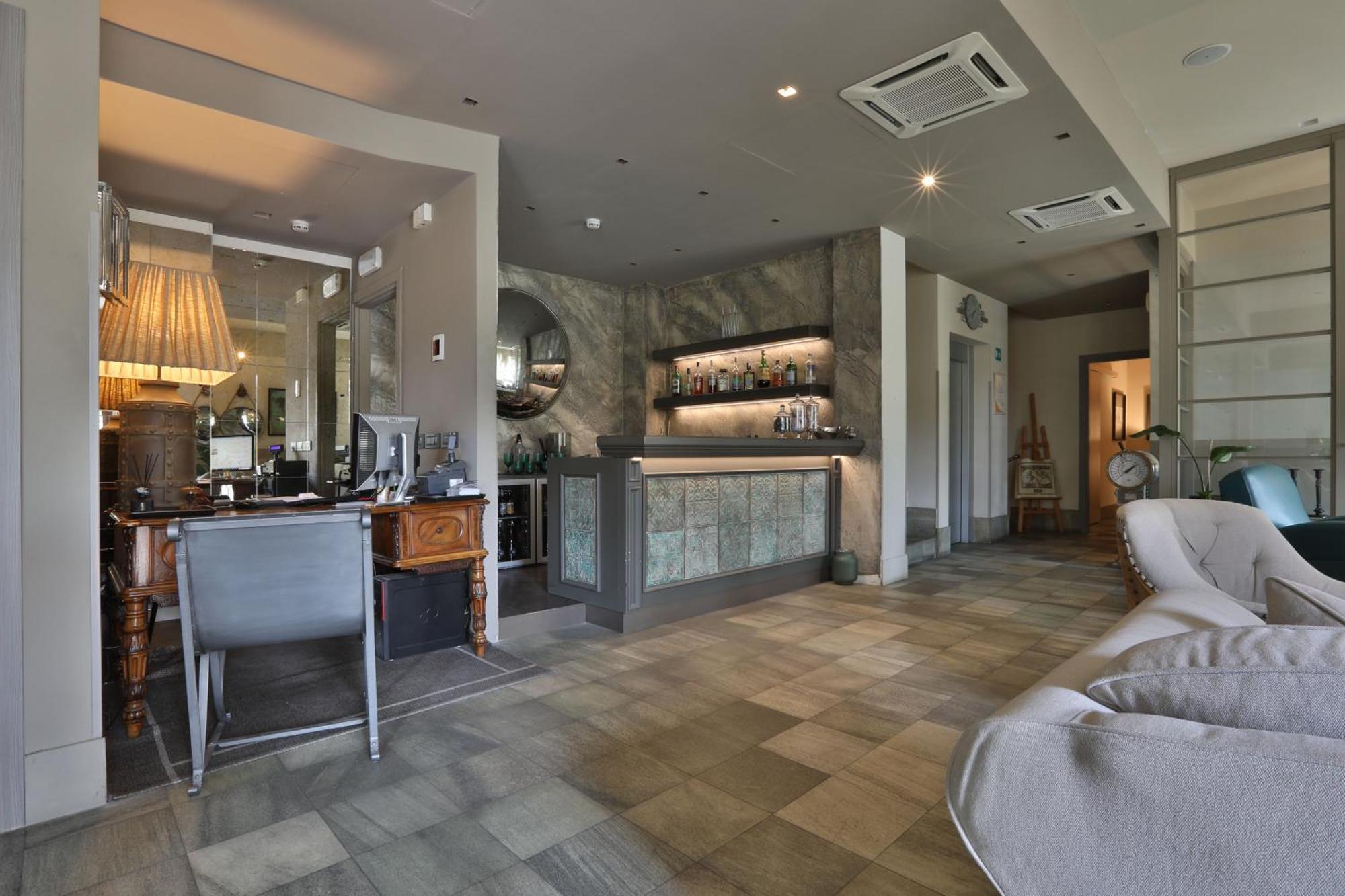 Hotel Le Corderie Триест Екстериор снимка